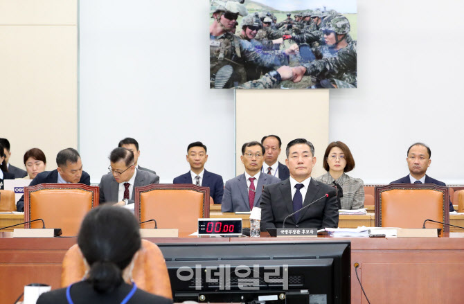 신원식 국방부 장관 후보자, 인사청문회                                                                                                                                                             