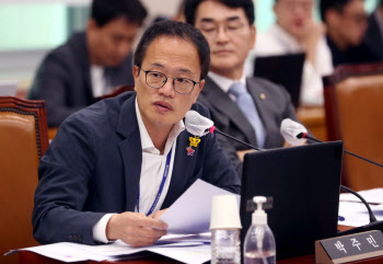 민주당, 신임 원내수석부대표에 박주민 의원 선임