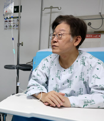 與, 이재명-尹만남 제안 "문 박차고 들어가 '사장 나와'하는 것”