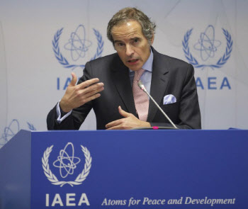 IAEA '북핵 포기 결의'에 北 “자격 없다” 반발