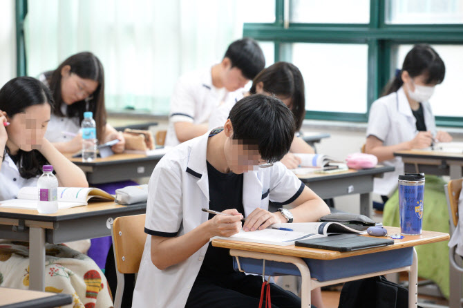 전기요금 인상에 여름철 학교 요금 부담 57.5% 급등