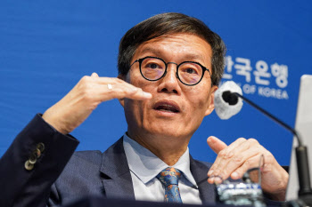 JP모건 "한은 금리 인하 시점 내년 3분기로 지연"