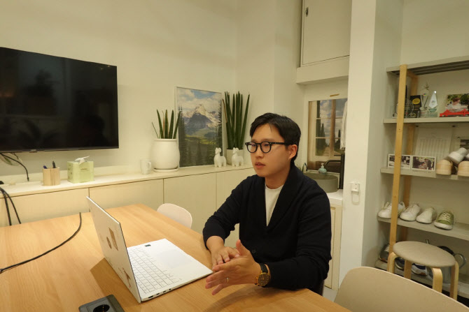 ‘쓰레기로 만드는 패션템’ LAR, 사회적 패션기업 - 뉴스 썸네일 이미지