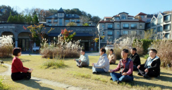 “건강한 정신이 건강한 상담을”…삼성전자서비스, 임직원 힐링캠 워크숍