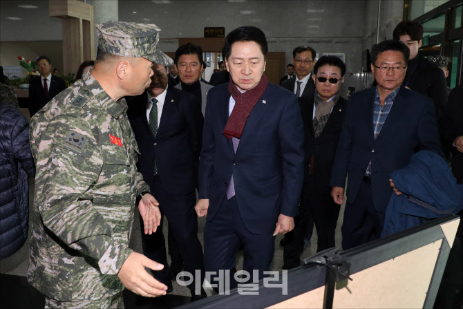 해병대 찾은 김기현 대표                                                                                                                                                                           