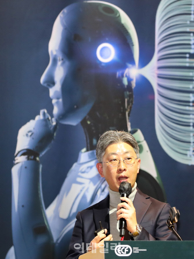 AI에 개성을 입히다, AI 페르소나 성큼                                                                                                                                                              