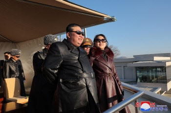 정부, 北정찰위성 발사에 11명 독자제재...한·미·일·호주 첫 연쇄제재