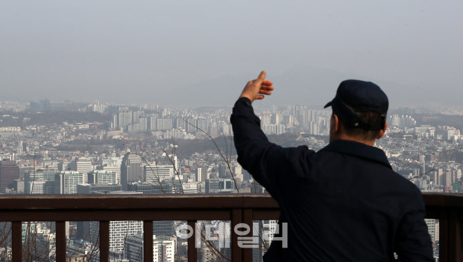 미세먼지 '나쁨'                                                                                                                                                                         