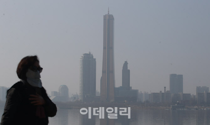 초미세먼지 주의보, '마스크 필수'                                                                                                                                                        