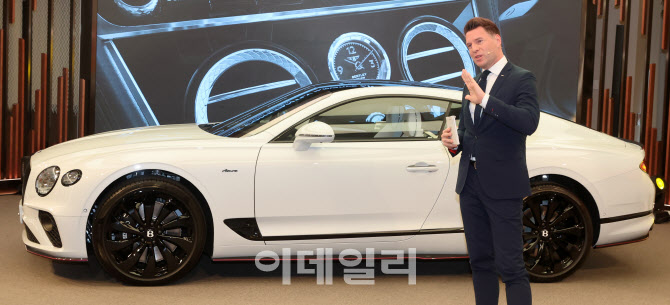 10대 한정 컨티넨탈 GT 코리아 리미티드 에디션을 소개합니다                                                                                                                                         