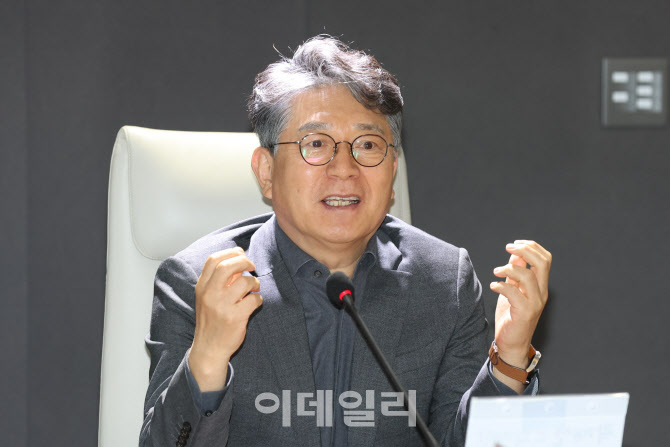 인사말하는 곽재선 KG그룹 회장                                                                                                                                                                     
