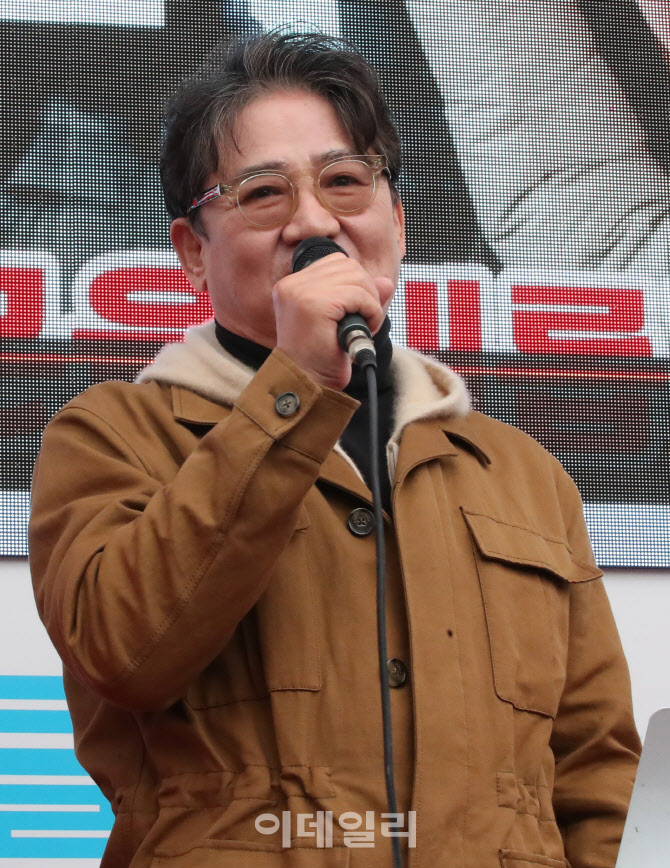 김영우 동대문구 갑 후보 지지 호소하는 배우 이영하                                                                                                                                                 