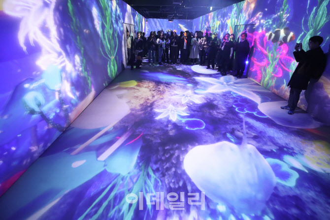 눈을 뗄 수 없는 미디어파크                                                                                                                                                                        