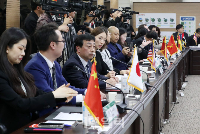  해외바이어 간담회                                                                                                                                                                                