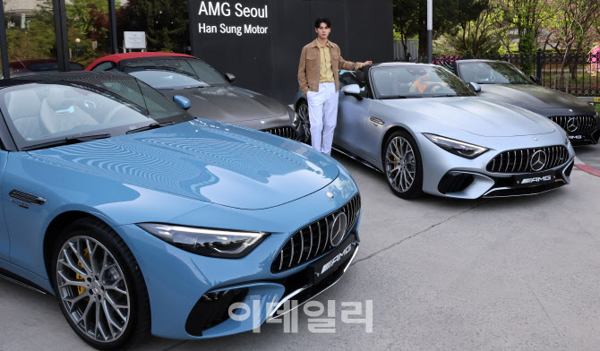 눈길 사로잡는 'AMG SL 63 4MATIC+ 마누팍투어'                                                                                                                                            