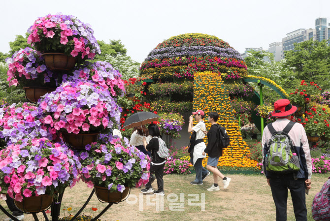  꽃의 정원                                                                                                                                                                                        