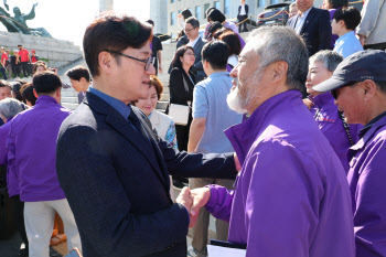 여야 합의로 `이태원참사특별법` 처리…"제대로 된 진상조사 할 것"