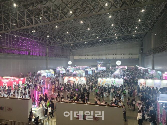"日서 순식간에 동이 났어요"…K-팝 덕에 수출길 열렸다