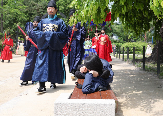 '왕무시'                                                                                                                                                                                      