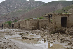 아프간에 또 대규모 홍수…주택 2000채 완파