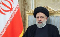 이란 대통령 탑승 헬기 '비상착륙'…"생사 위태로워"