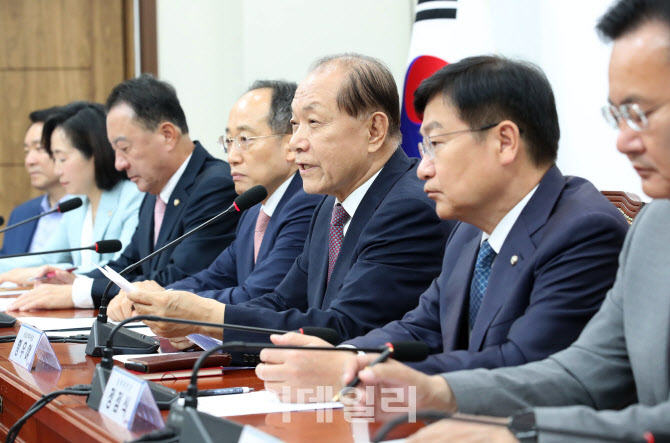 국민의힘 비대위, '모두발언하는 황우여 비대위원장'                                                                                                                                       