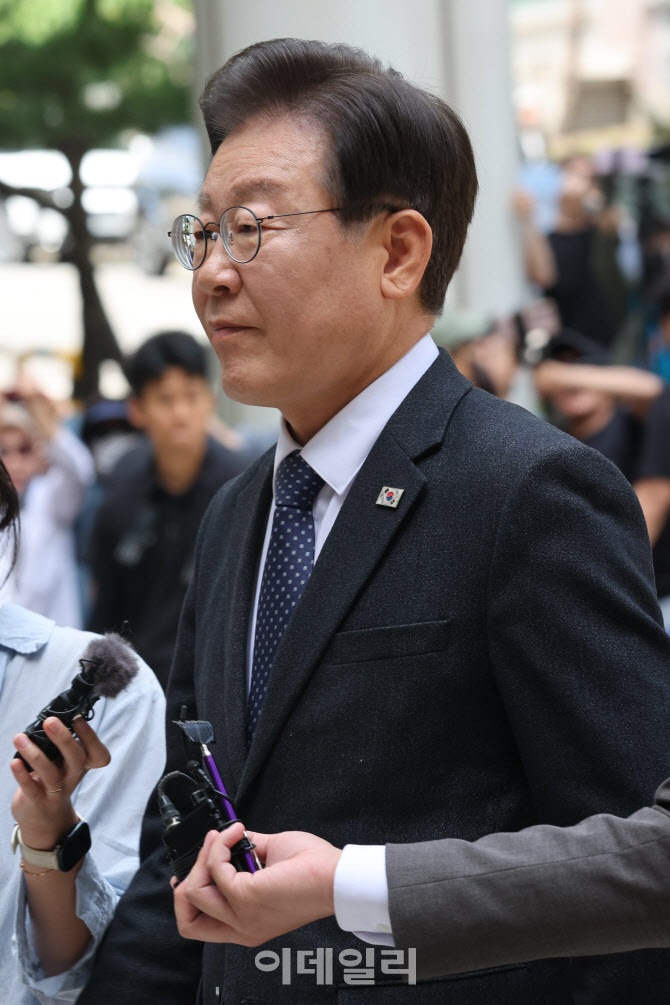 이재명 더불어민주당 대표, 1심 속행 공판 출석                                                                                                                                                      