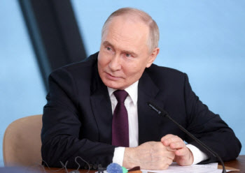 푸틴 "현 우크라 전쟁 상황에선 핵무기 사용할 필요 없어"