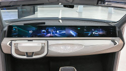 넓어지고 좁아지는 대화면 車 디스플레이…현대모비스, M.VICS 5.0 공개