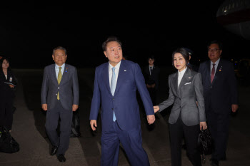 순방 마친 尹대통령, 이젠 내치의 시간…개각 등 현안 산적