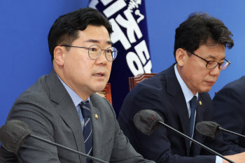 박찬대 "국민의힘, 국회 볼모잡고 불법폭력 행사하는 '국폭'"