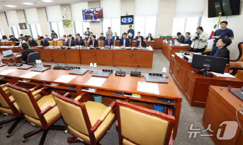 과방위, 국힘 불참 속 25일 ‘제4이통·라인야후’ 현안 질의하기로