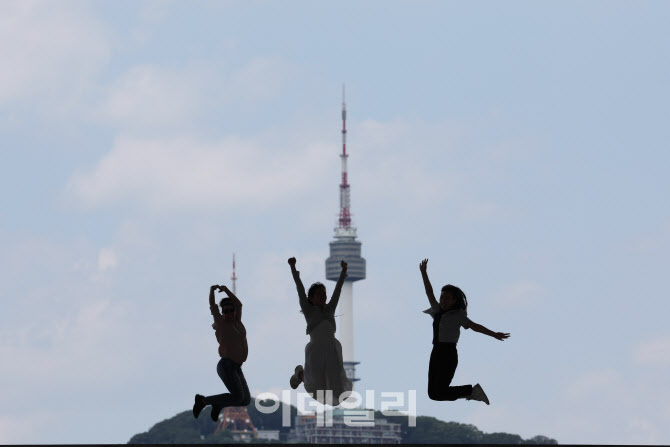 미세먼지 없는 맑은 날씨                                                                                                                                                                           