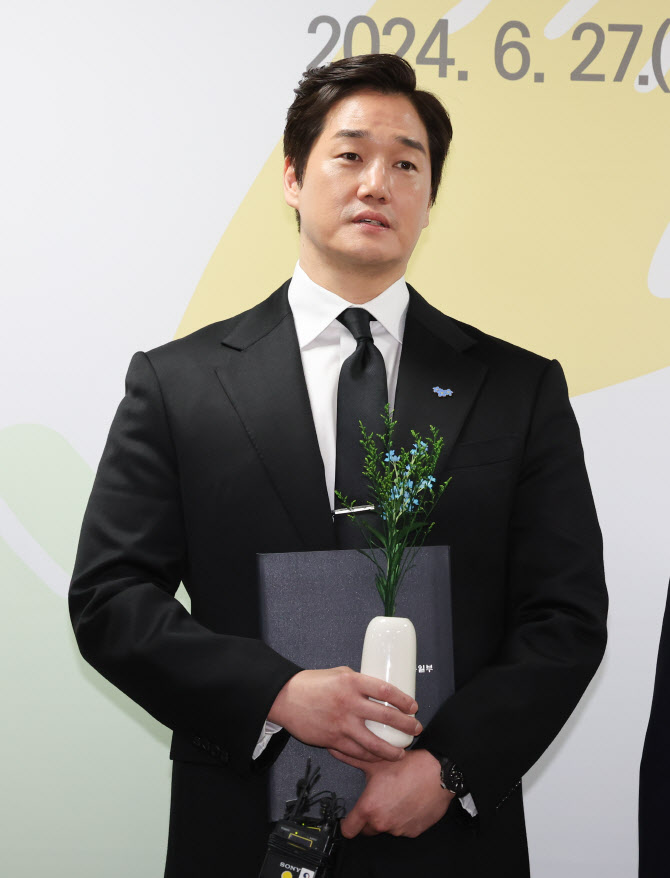 유지태 '북한인권홍보대사로 위촉'                                                                                                                                                              
