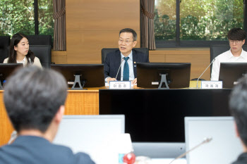 외국인 유학생 비자 확대에 과학계 "이공계 인재 활용 숨통 트여"