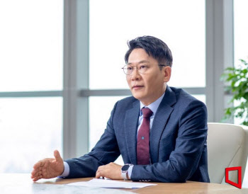 LG엔솔 김동명 "혁신 더뎌져…1등 자만심 버리고 기초체력 강화해야"