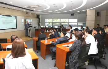 고대의대, 국제적 연구 성과 증진 위한 석학 초청 세미나 이어가