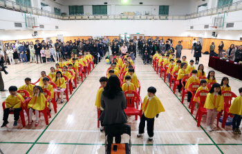 "10년 후 한 반에 학생 수 10명도 안 된다"…충격 분석