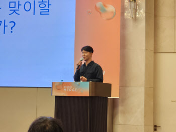 "AI, 인간 지적수준 넘어섰다…악의적 행동 가능성에 대비해야"