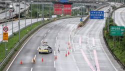[포토]폭우에 서울 시내 29개 하천·도로 3곳 출입 통제                                                                                                                                                    
