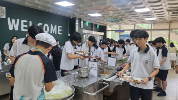 "학교급식이 즐거워요" 경기도교육청, 자율선택급식 확대