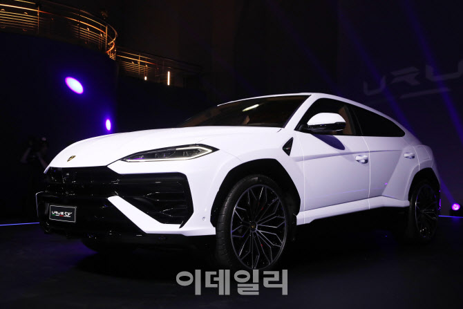 람보르기니 하이브리드 SUV '우루스 SE' 출시                                                                                                                                              