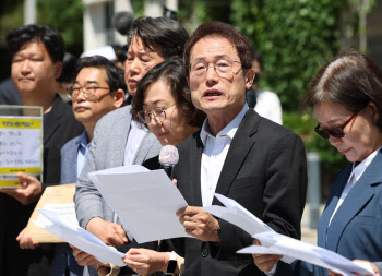 서울교육청 “학생인권조례 폐지 집행정지 인용…효력 재개”