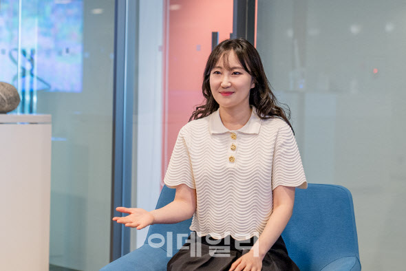 "복잡한 결제 데이터 한눈에…주말 반납하고 공부했죠" - 뉴스 썸네일 이미지