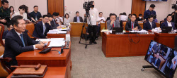 [포토]국회 법제사법위원회 전체회의 열려                                                                                                                                                                 