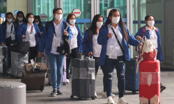 [포토]단체로 입국하는 필리핀 가사관리사                                                                                                                                                                 