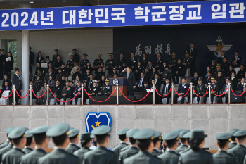 국방 허리가 무너진다…軍간부 전역은 최대, 지원율은 '바닥'