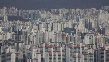 서울 아파트 절반 이상 '상승 거래'…경기권까지 확산