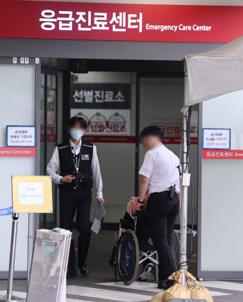 응급실대란 우려에 용산 "관리가능한 상황…비상의료대책 철저 이행"