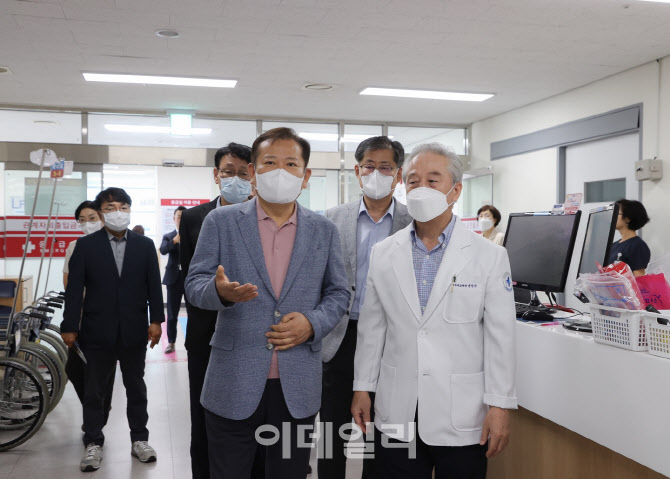 추석연휴 의료원 비상진료체계 점검하는 이상민 행정안전부 장관                                                                                                                                      